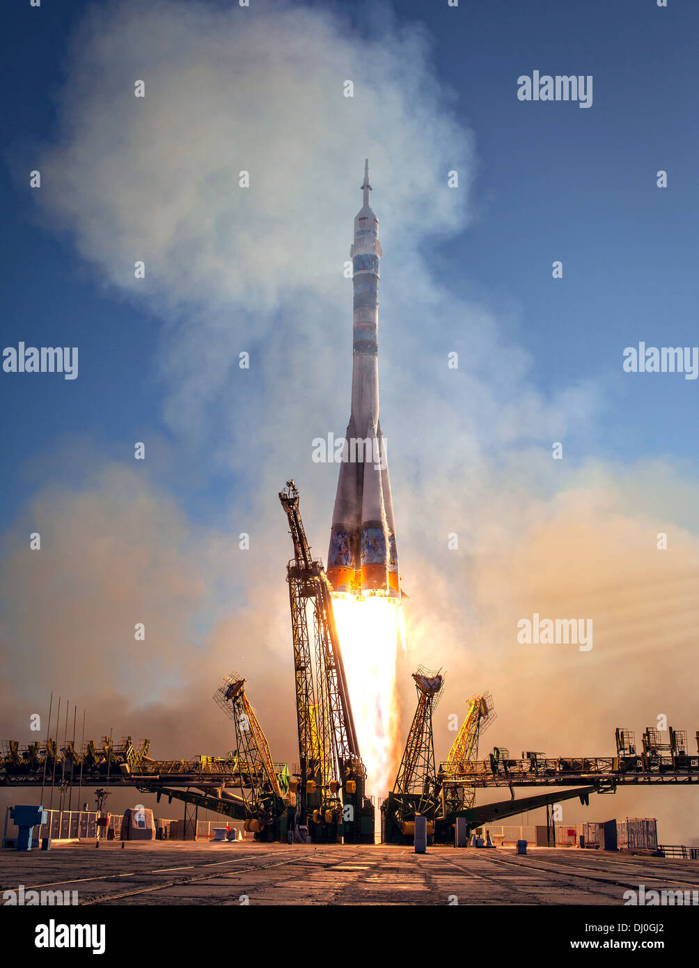 The Soyuz TMA-11M rocket launches with Expedition 38 Soyuz Commander Mikhail Tyurin of Roscosmos, Flight Engineer Rick Mastracchio of NASA and Flight Engineer Koichi Wakata of the Japan Aerospace Exploration Agency onboard November 7, 2013 at the Baikonur Cosmodrome, Kazakhstan. Tyurin, Mastracchio, and, Wakata will spend the next six months aboard the International Space Station. Stock Photo