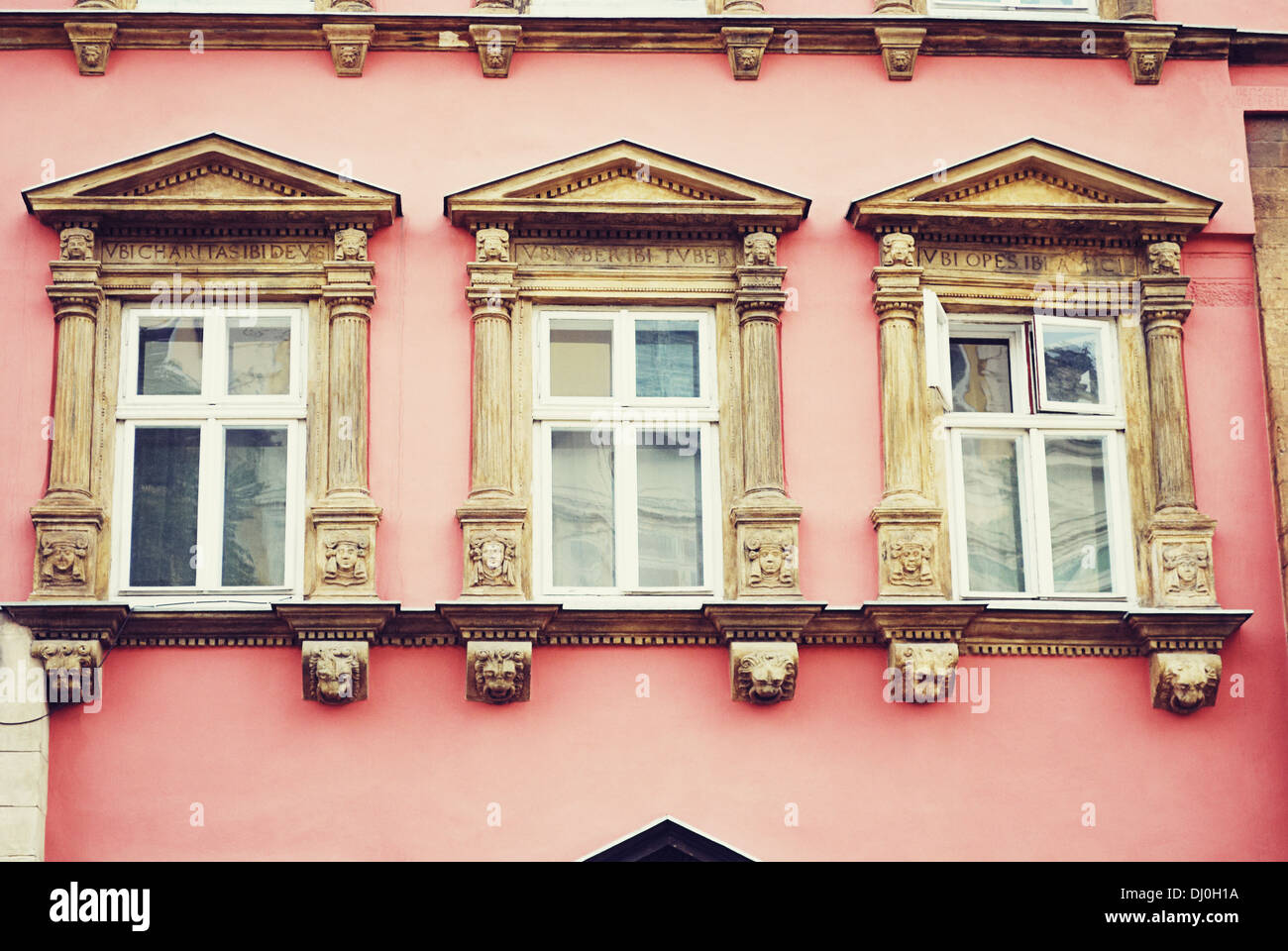 Antique windows hi-res stock photography and images - Alamy