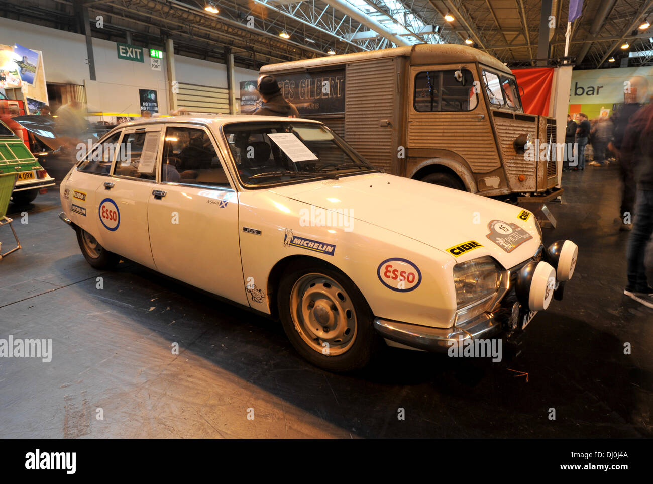 Birmingham, UK. 16th November 2013. Classic and vintage cars on display