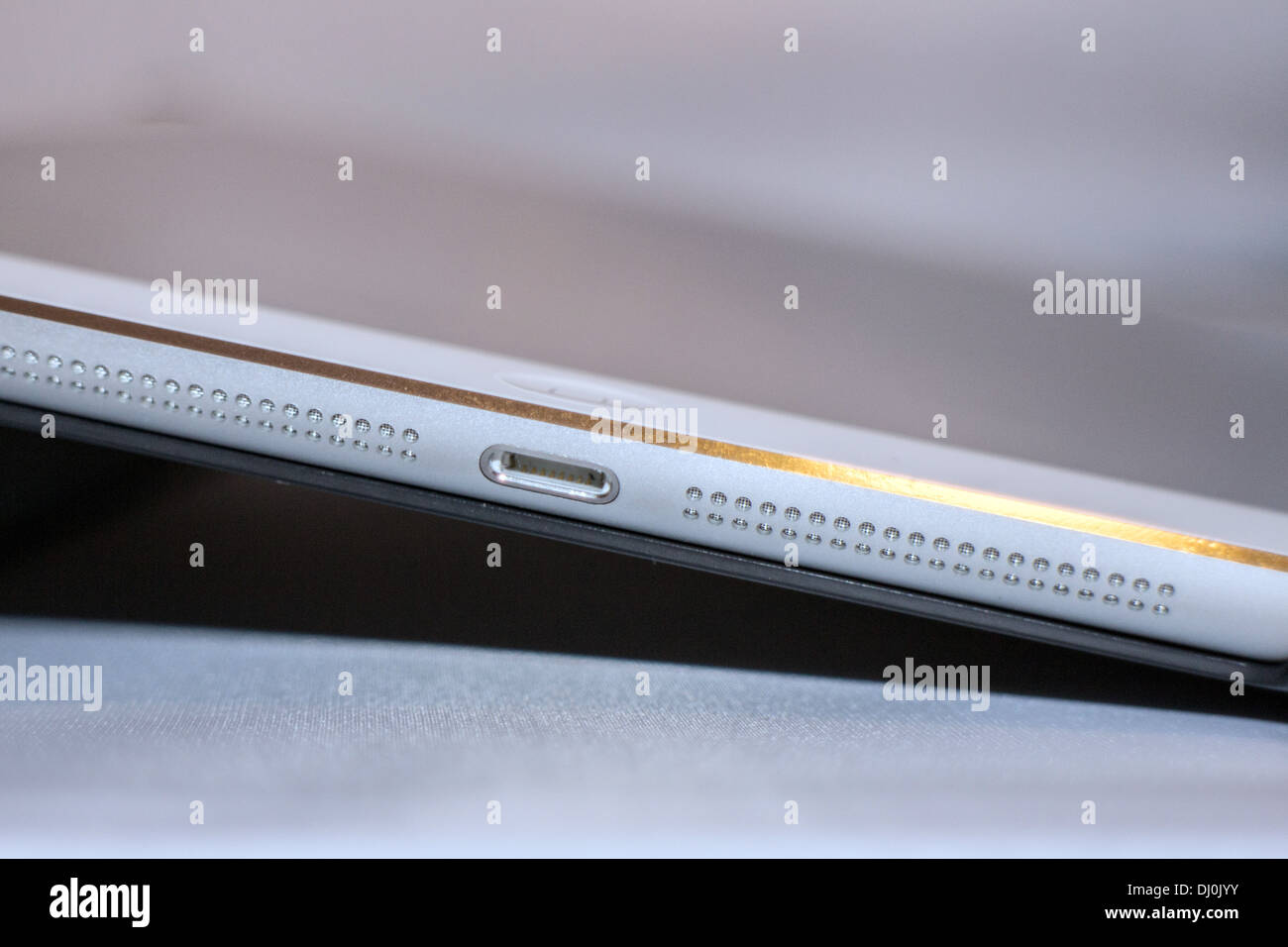 iPad Air Lightning Connector Close Up Stock Photo Alamy