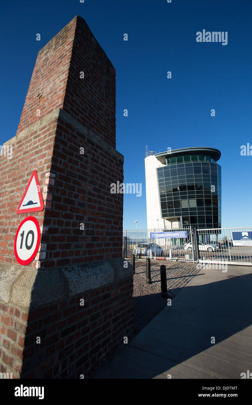 City of Aberdeen, Scotland. Picturesque view of Skarty’s Monument with the Marine Operations Centre in the background. Stock Photo