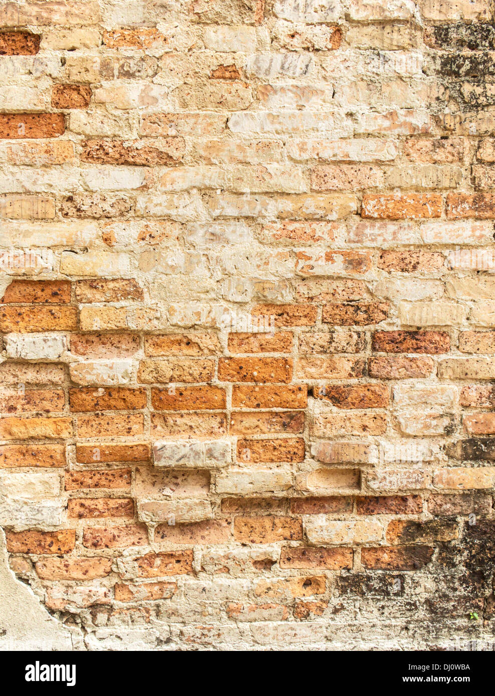 old cracked concrete vintage brick wall background Stock Photo