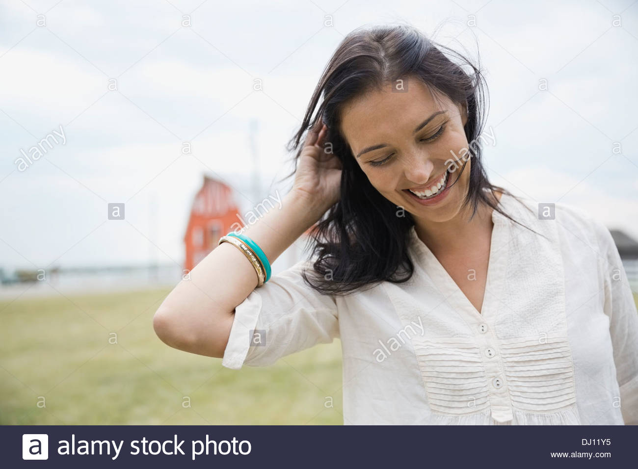 Woman 30 portrait smiling hi-res stock photography and images - Alamy