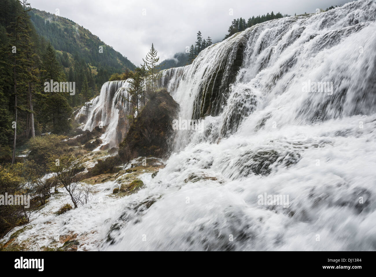 White Cliffs Water Rushing Water Rushing Over Cliffs In The Mountains Stock Photo - Alamy