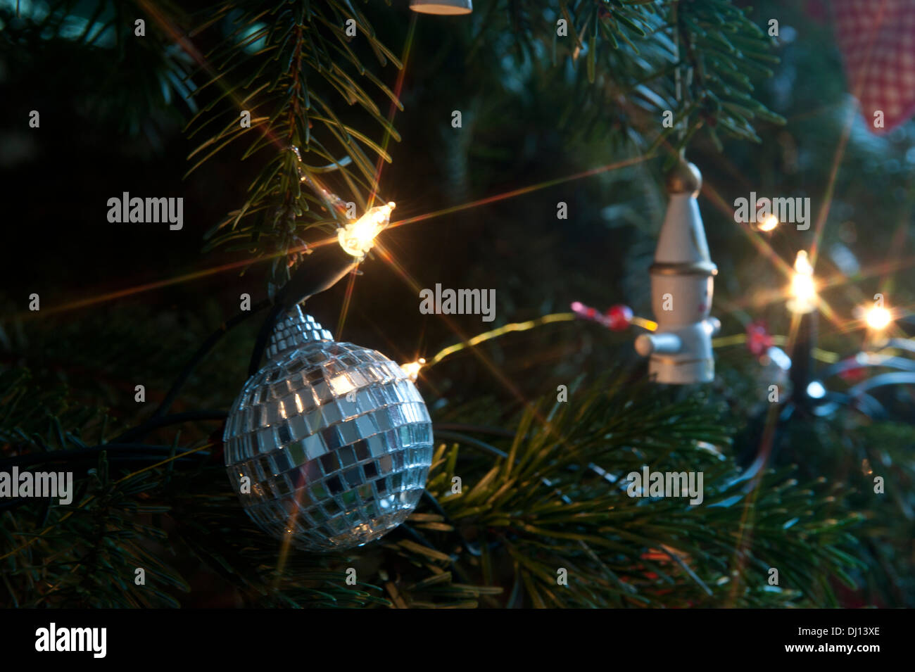 Christmas tree clear glass baubles hi-res stock photography and images ...