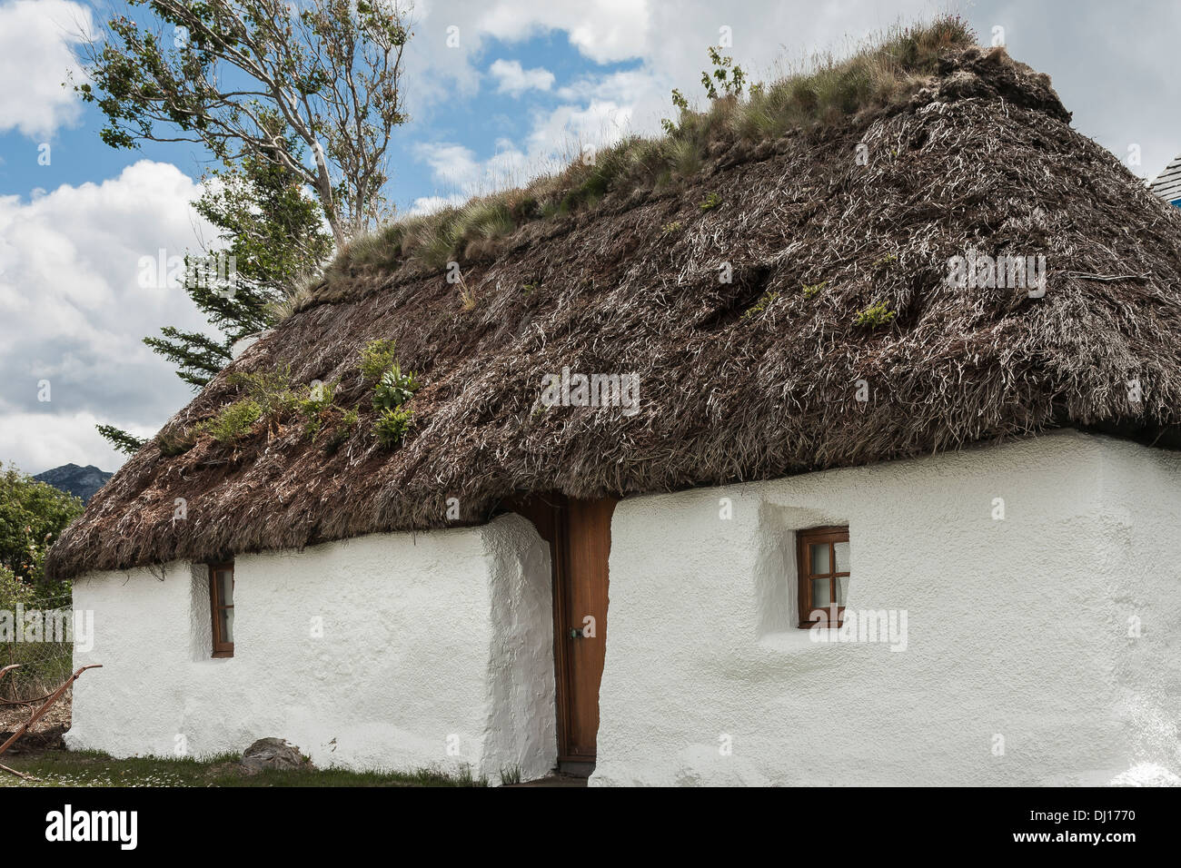 Thatched Croft at Plockton in Ross & Cromarty, Scotland. Stock Photo