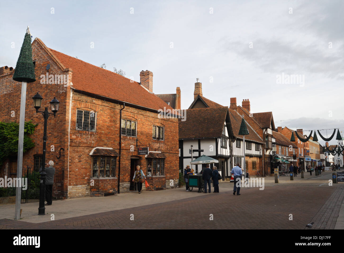Historic Henley Street in Stratford Upon Avon, Shakespeares Giftshop Stock Photo