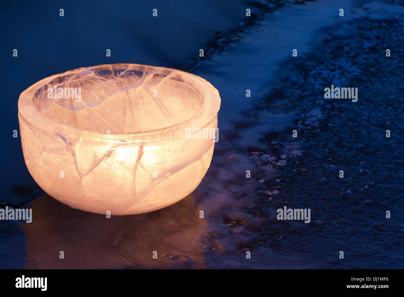 Ice bowl hi-res stock photography and images - Alamy