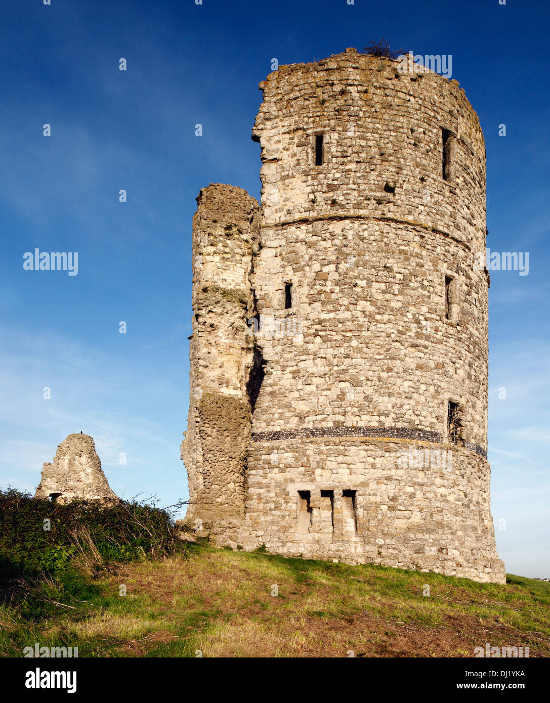 Hadleigh castle hires stock photography and images Alamy
