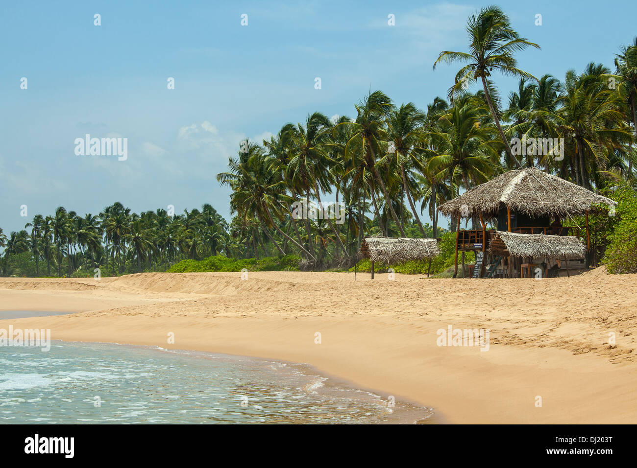 Rustic restaurant at tropical beach in Sri Lanka Stock Photo