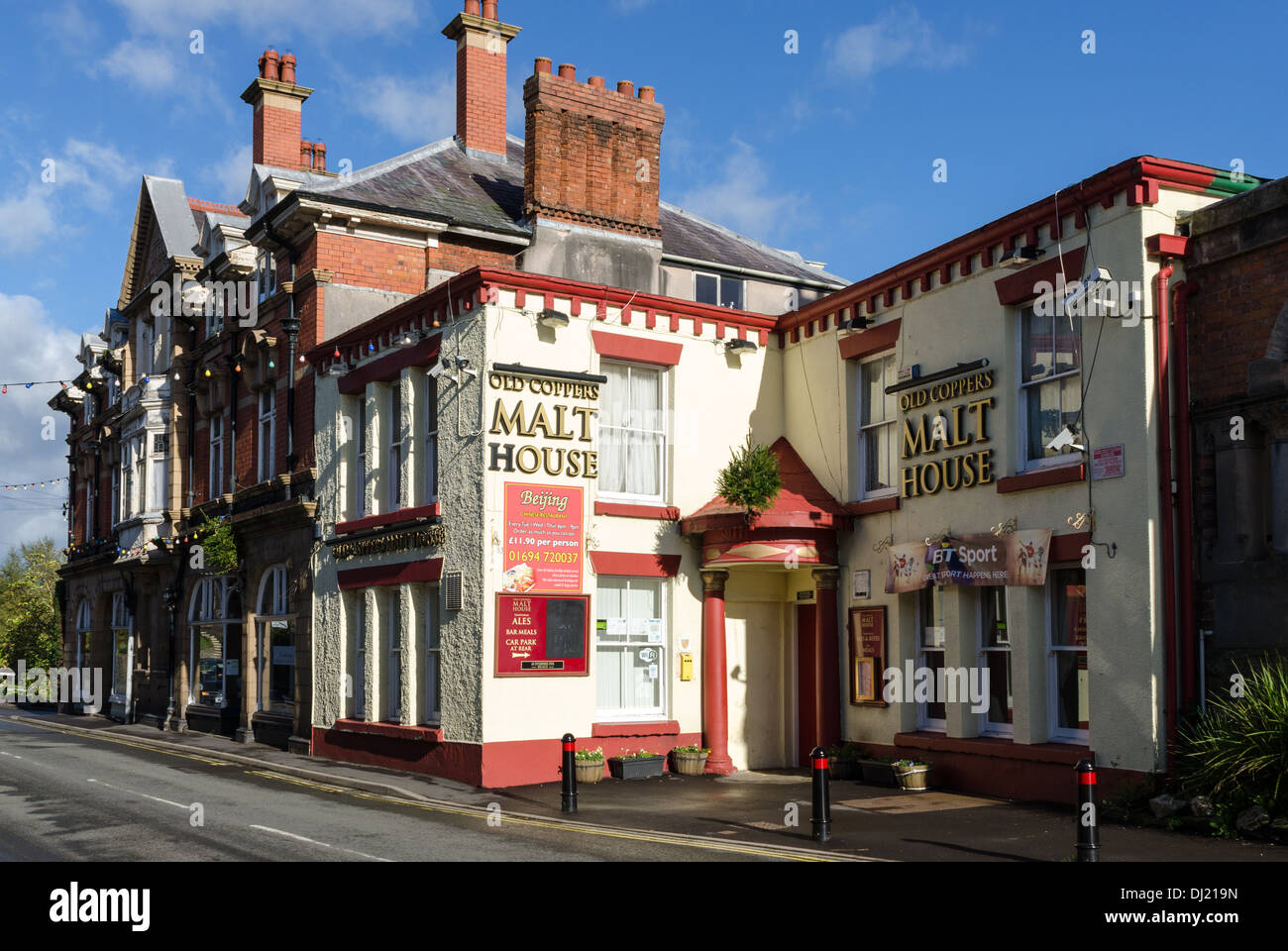Old Coppers Malt House public house in Church Stretton, Shropshire Stock Photo