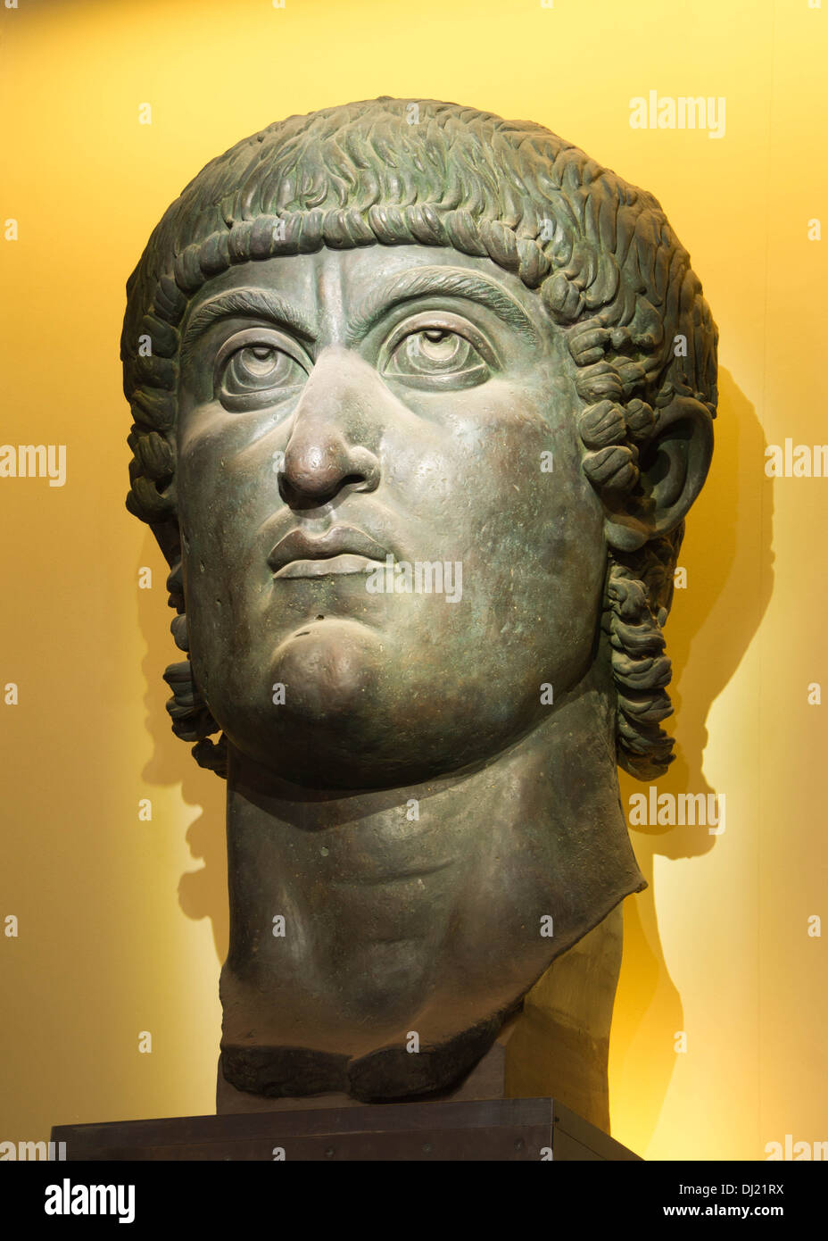 Head of Emperor Constantine I, part of a colossal statue. Bronze, Roman artwork, 4th century CE, Musei Capitolini, Rome. Répliqu Stock Photo