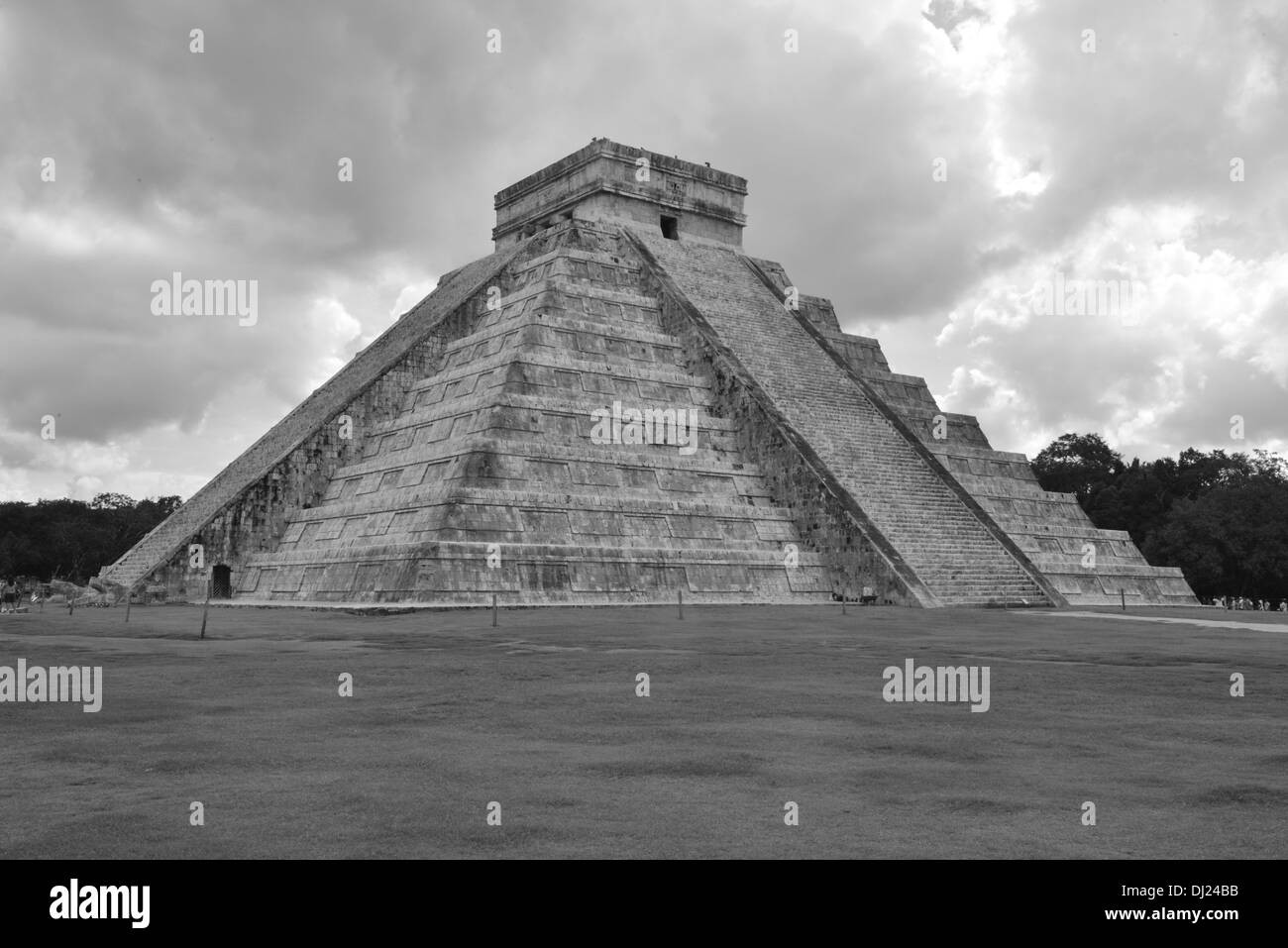 April Castillo Castillo el castillo Black and White Stock Photos & Images - Alamy