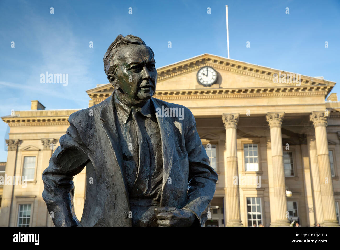 Harold Wilson Prime Minister Statue outside Huddersfield Railway