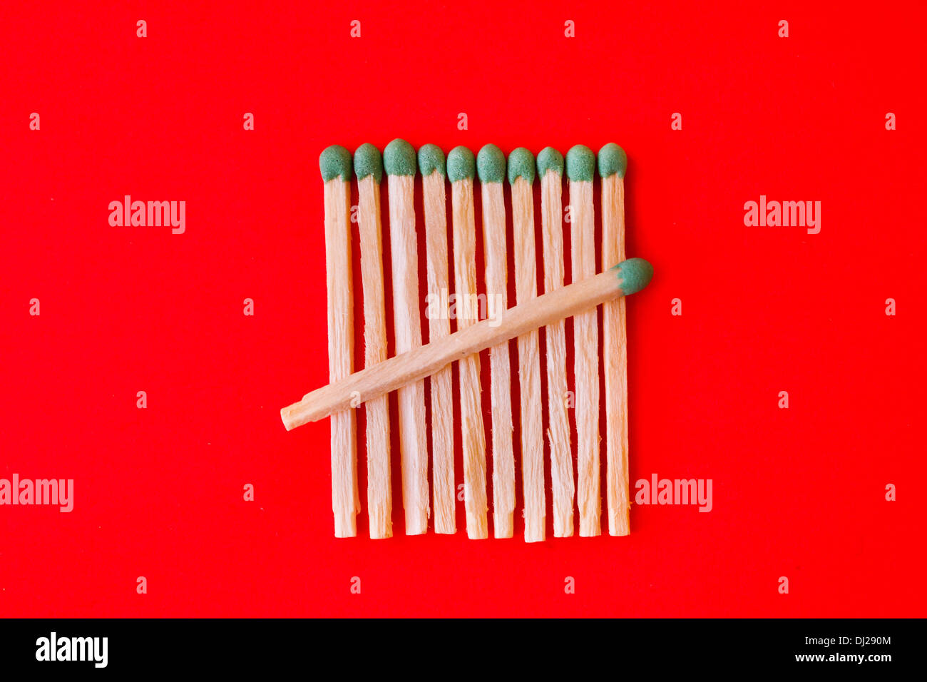 Red matches hi-res stock photography and images - Alamy