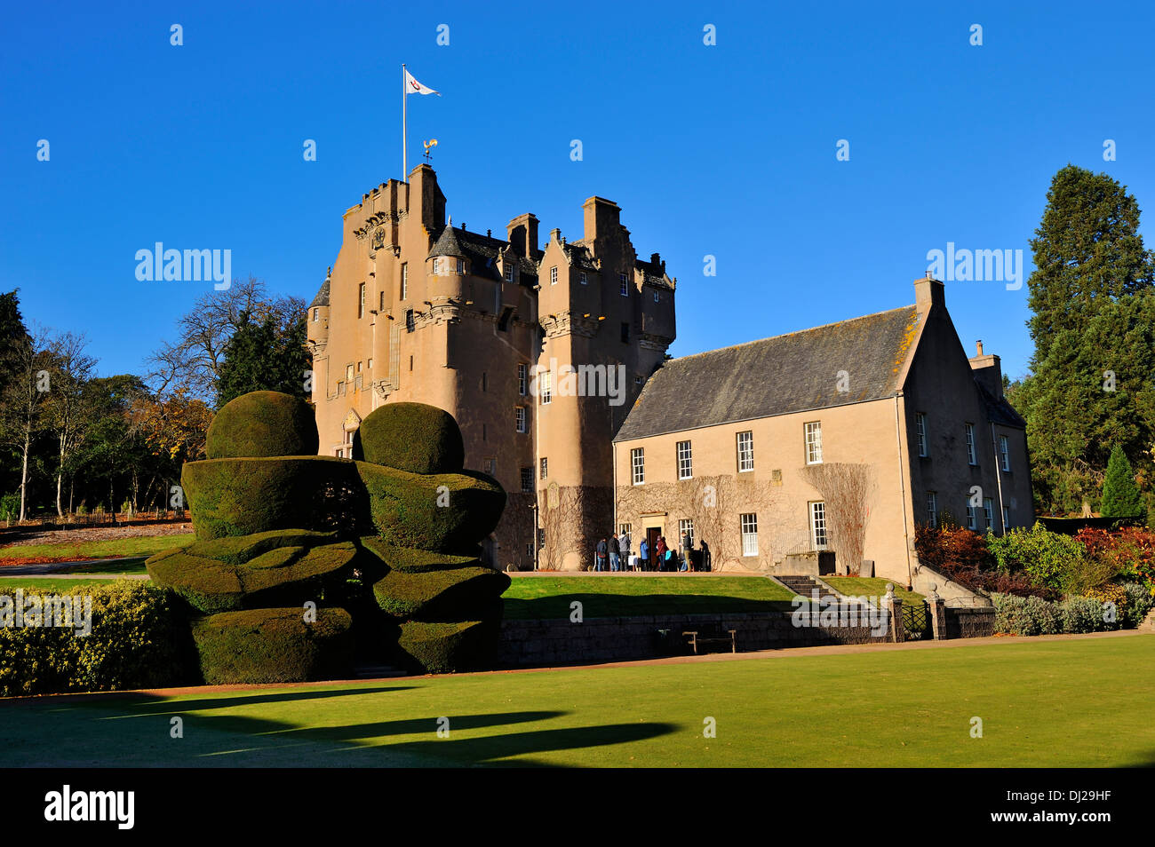 Crathes Castle near Banchory, Aberdeenshire, Scotland Stock Photo Alamy