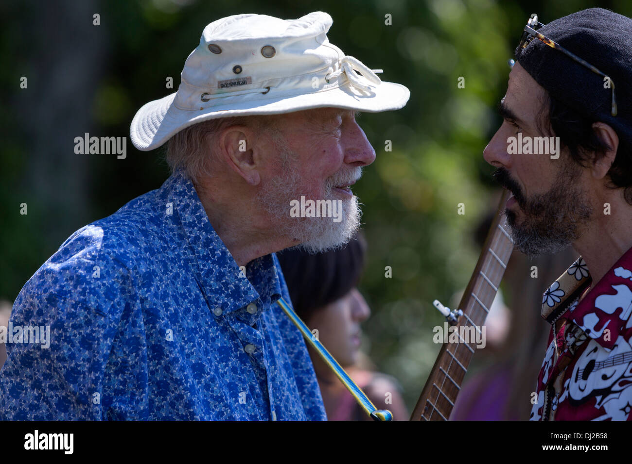 Pete Seeger and Spook Handy at the Solar Expo Jam folk festival, Vernon, NJ, USA Stock Photo