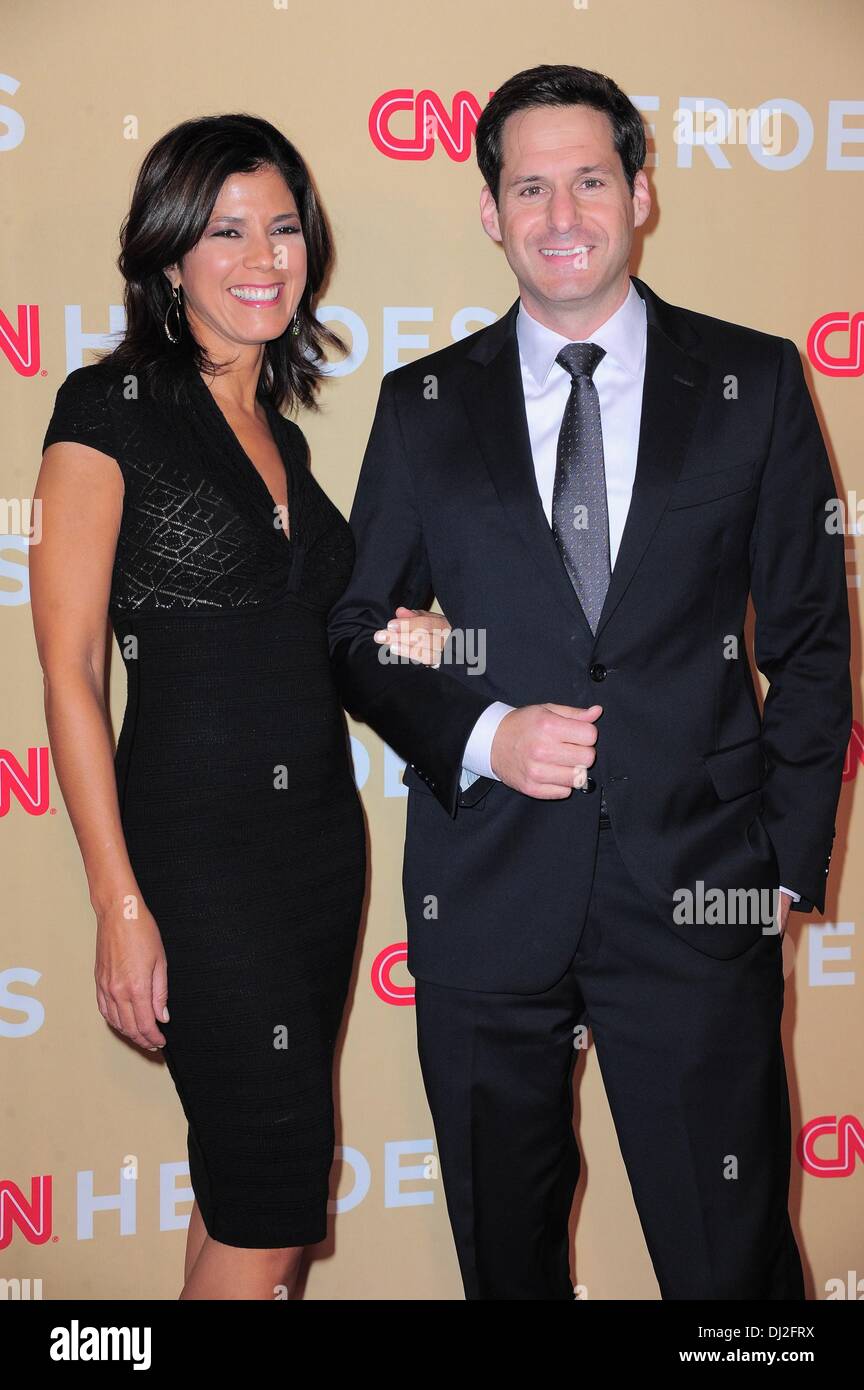 new-york-ny-usa-19th-nov-2013-zoraida-sambolin-john-berman-at-arrivals-for-cnn-heroes-an-all-star-tribute-american-museum-of-natural-history-new-york-ny-november-19-2013-credit-gregorio