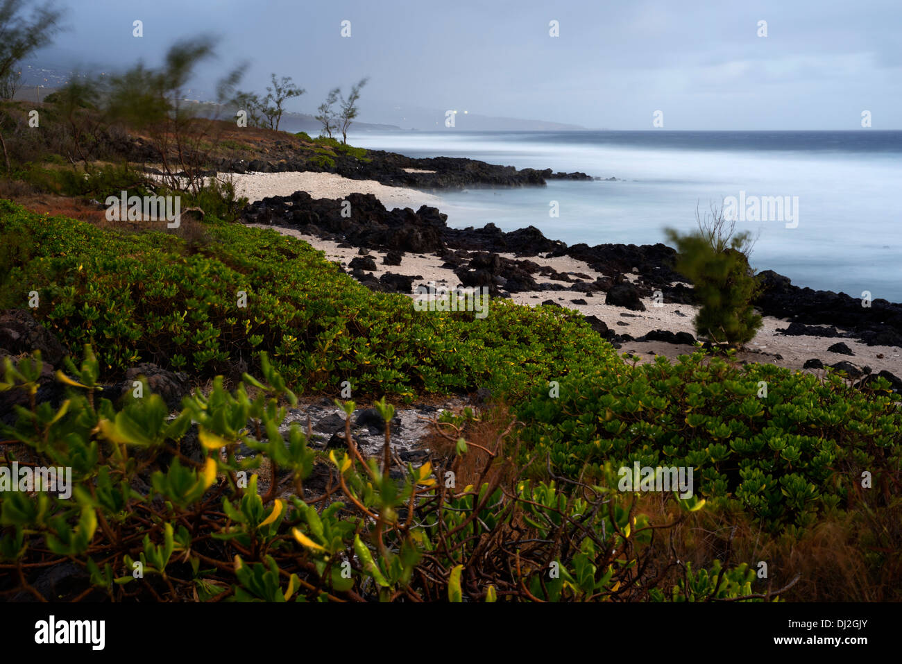 Plage de la souris chaude. The beach hot mouse is the main gay beach on the  island of Reunion. It is located on the tip Stock Photo - Alamy