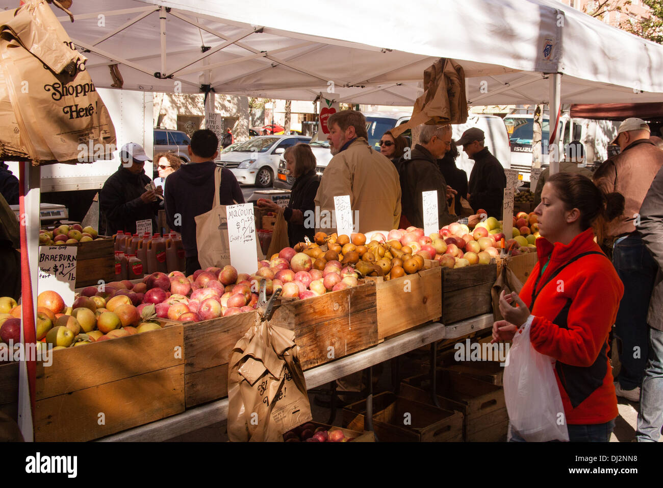 Apple stall, Greenmarket food market, Upper west side, Manhattan, New