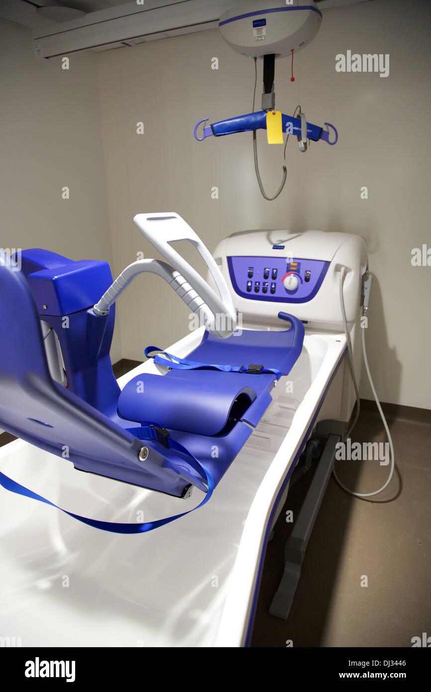 Automatic assisted bath lift in a new hospital facility for