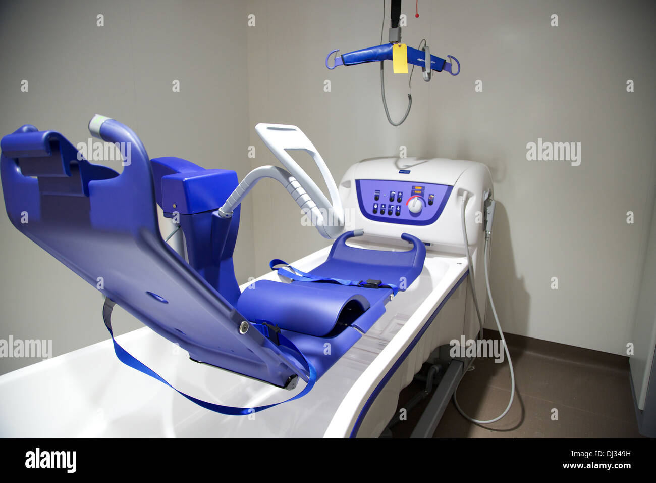 Automatic assisted bath lift in a new hospital facility for rehabilitation Stock Photo Alamy
