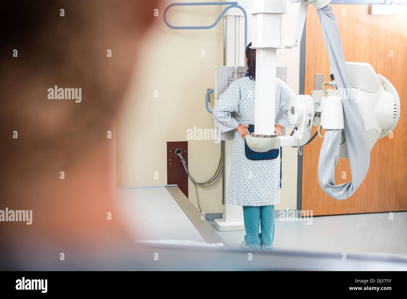 Patient Getting Chest Xray Stock Photo Alamy