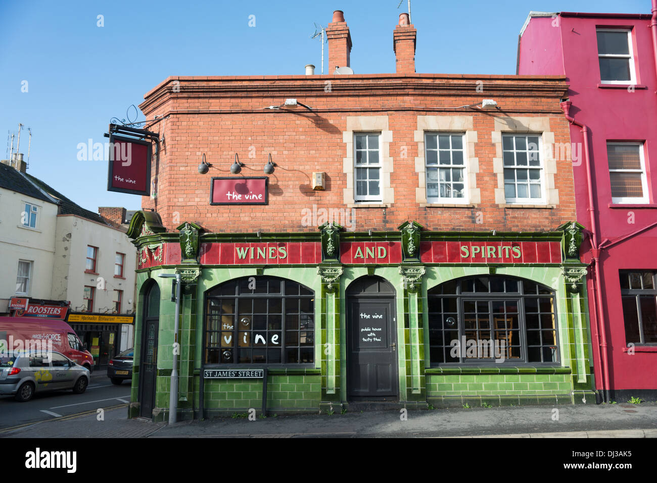 The Vine pub Cheltenham Stock Photo Alamy
