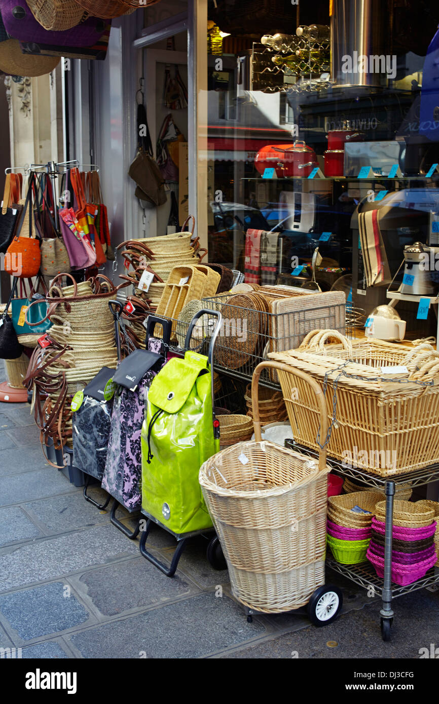 Tourist shopping bags paris france hi-res stock photography and images -  Alamy