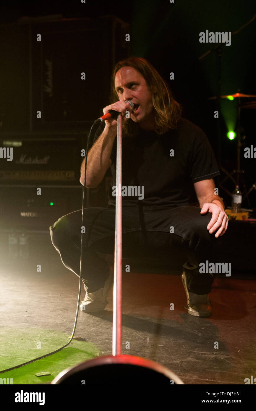 London, UK. 20th November 2013. Gary Stringer, Reef vocalist, performing at one-off KOKO show as part of their 20th Anniversary Tour. London, UK 20th November 2013. Credit:  martyn wheatley/Alamy Live News Stock Photo