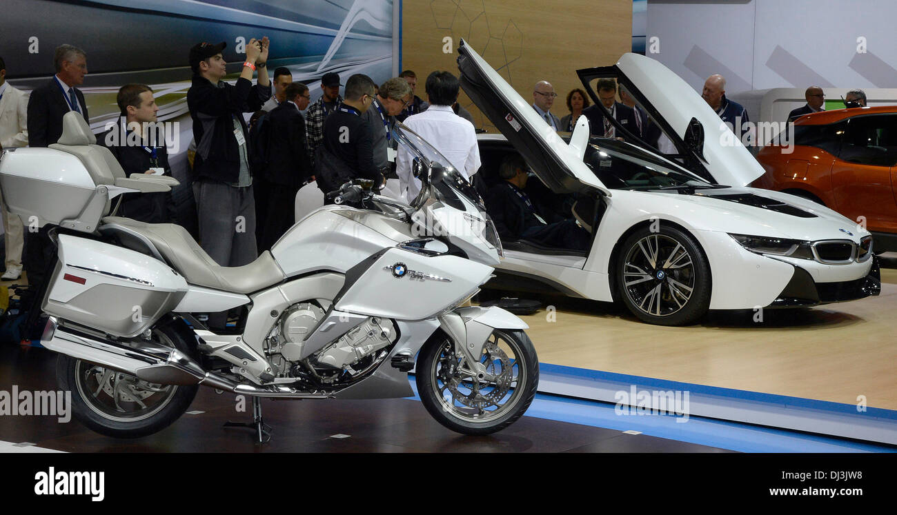 Bmw auto store bike