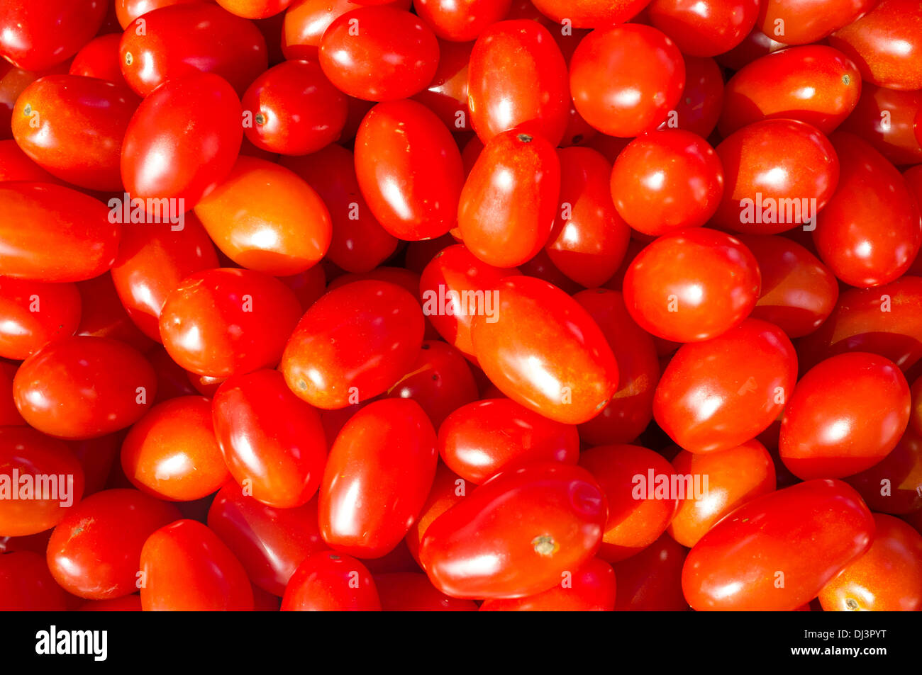 Cherry tomatoes displayed market hi-res stock photography and images ...