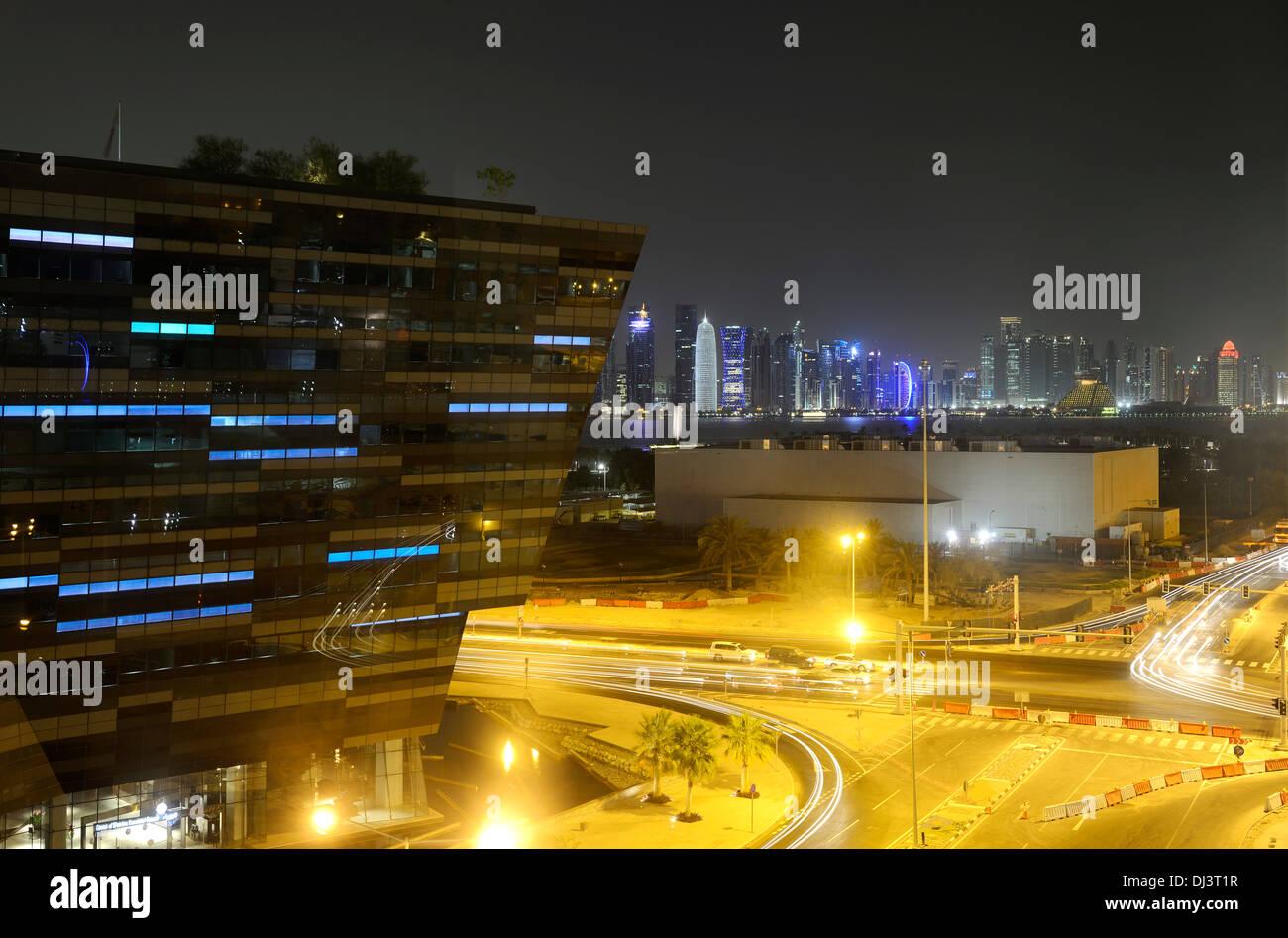 Doha skyline 2012 hi-res stock photography and images - Alamy