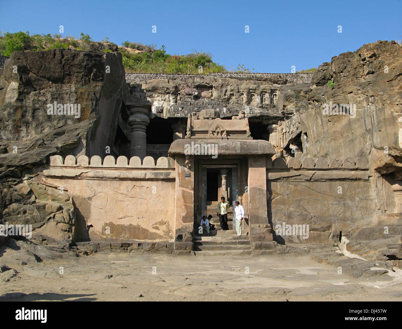 Cave 32 : Indra Sabha. Main gateway Facade . Ellora Caves, Aurangabad, Maharashtra, India Stock Photo