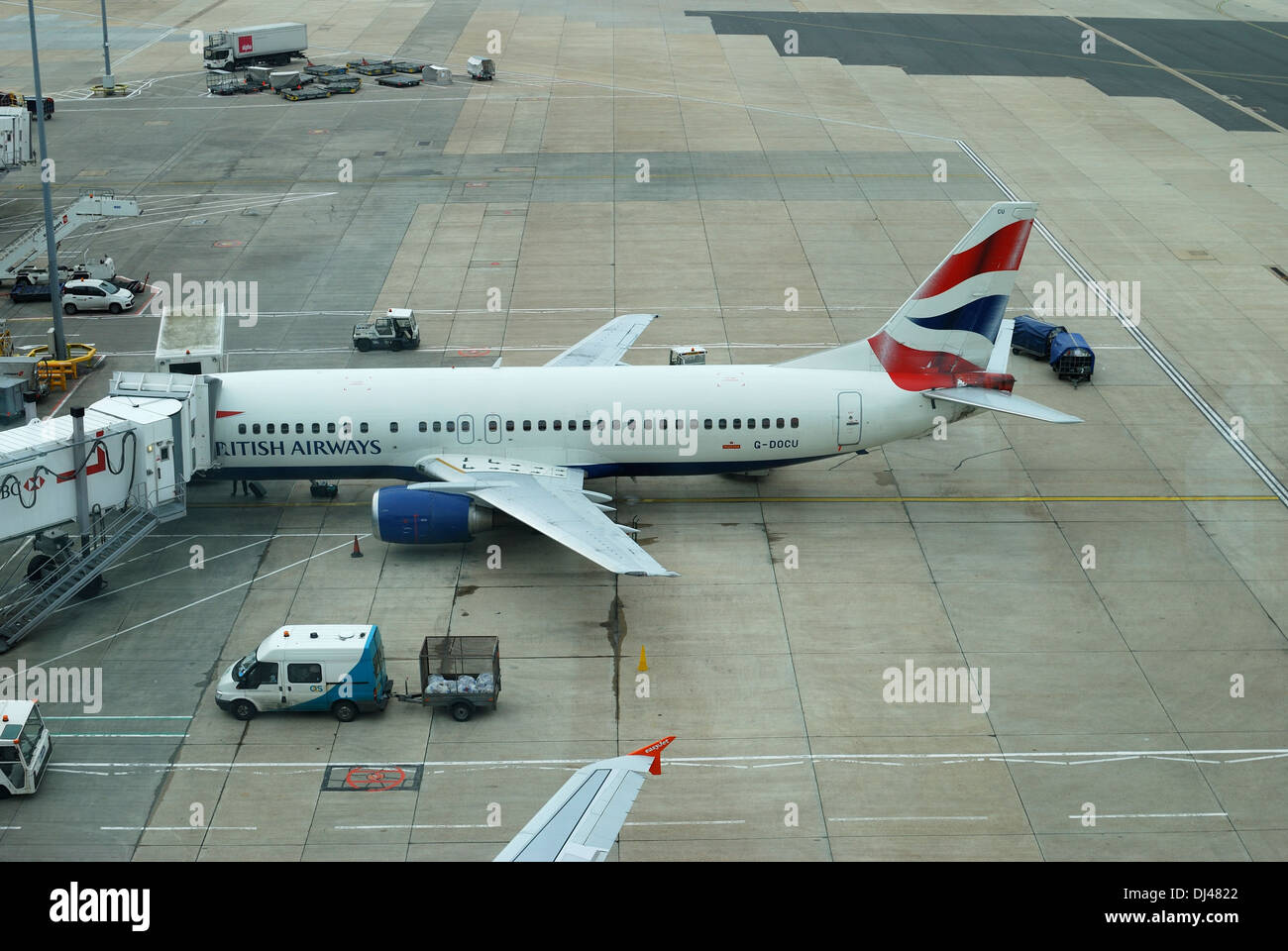 british-airways-aircraft-at-passenger-north-terminal-gatwick-airport