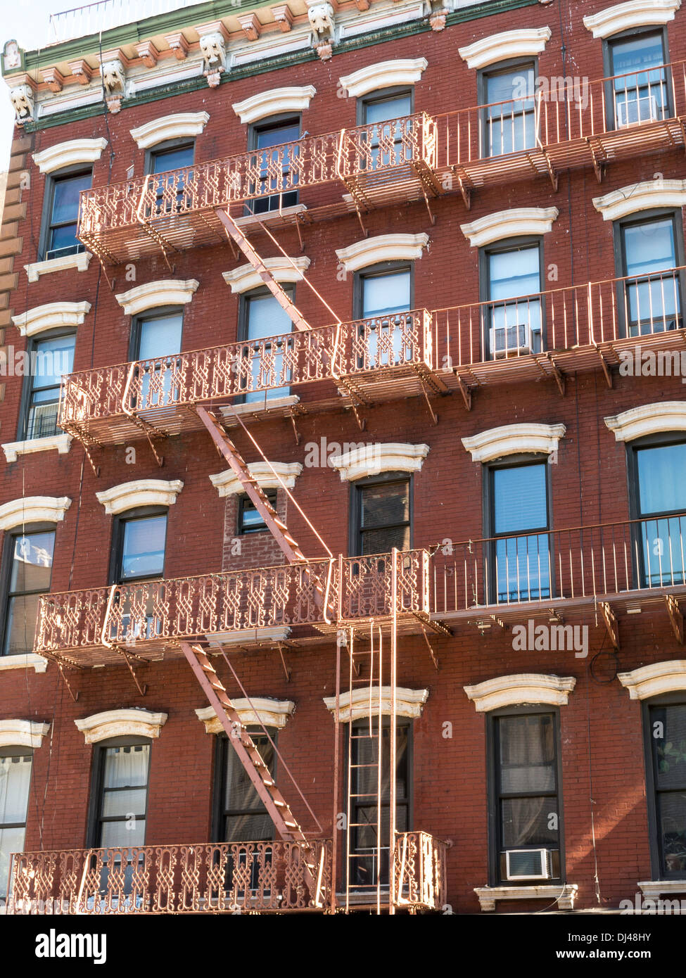Ornate fire escape hires stock photography and images Alamy