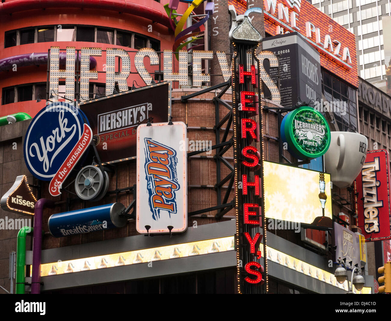 Hershey's Chocolate World Times Square, NYC Stock Photo Alamy