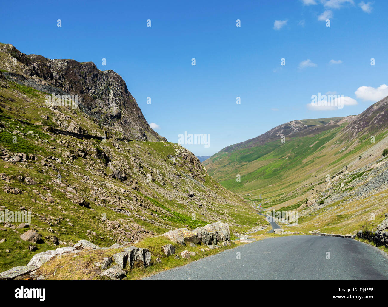 Honister Pass, Lake District, Cumbria, England, UK - looking towards Buttermere Stock Photo