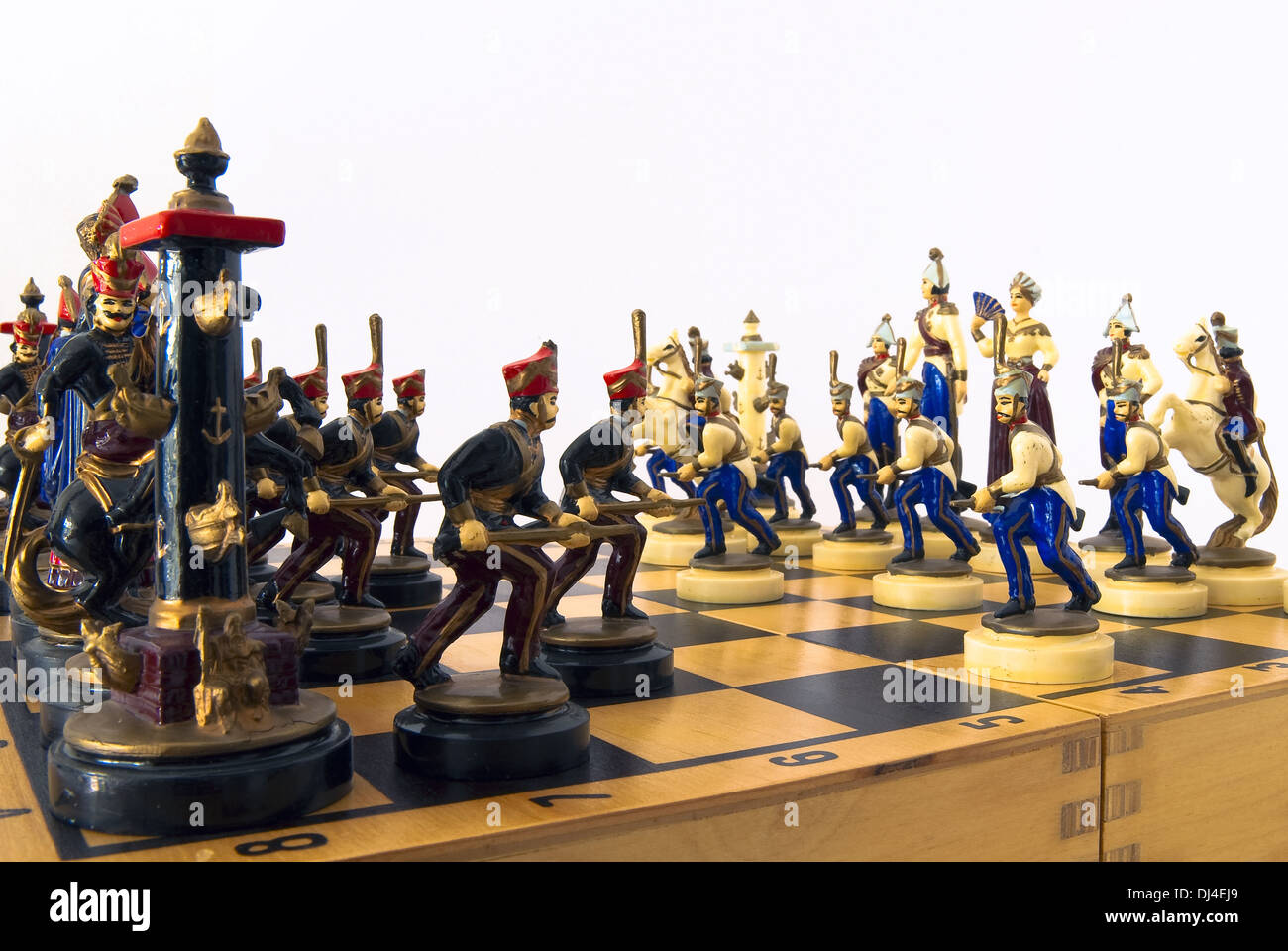  iChess.net Insane Chess Sacrifices - Empire Chess : Toys & Games