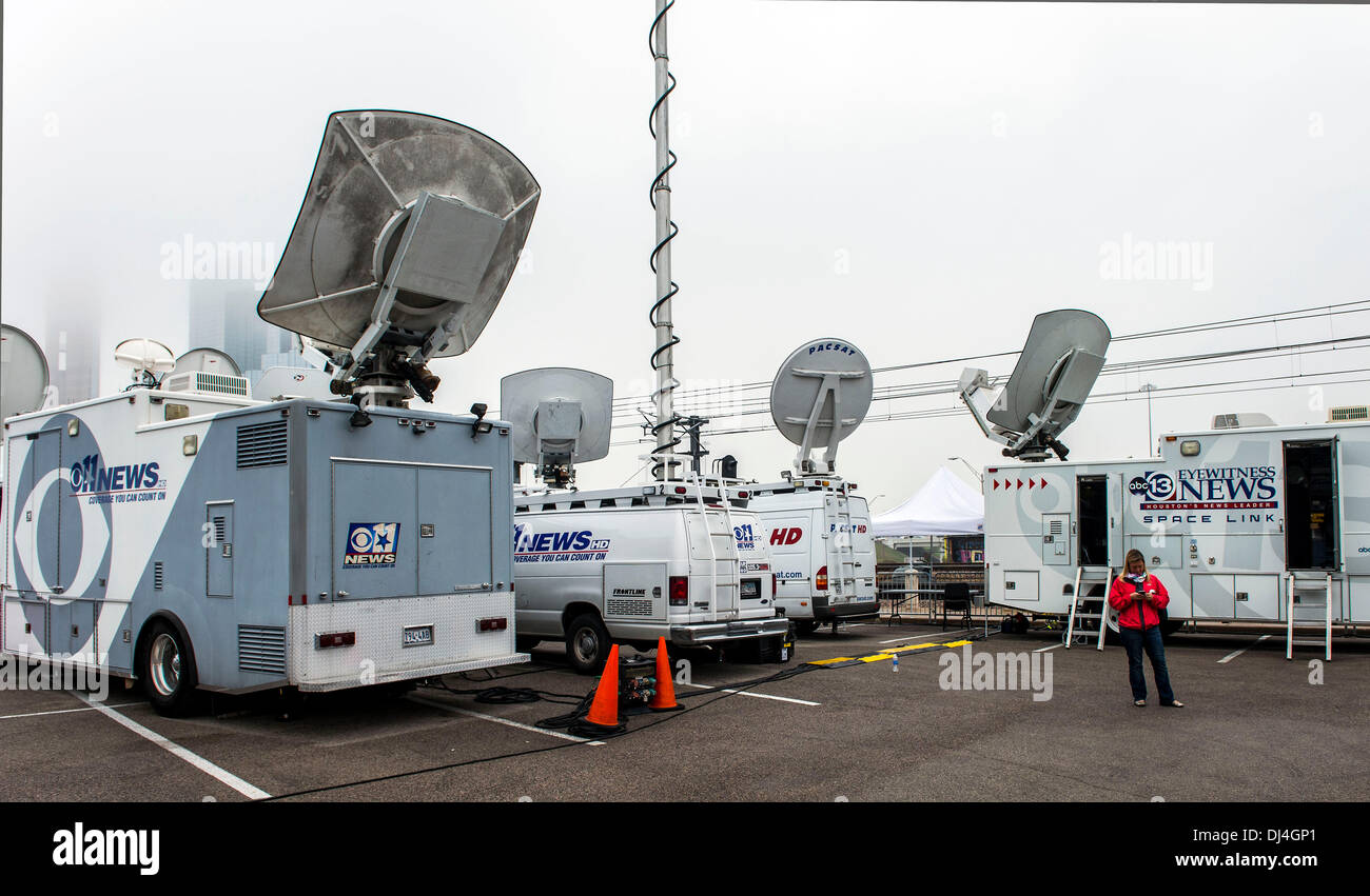 Dallas Texas Usa 21st Nov 2013 Media Trucks Are Park In The