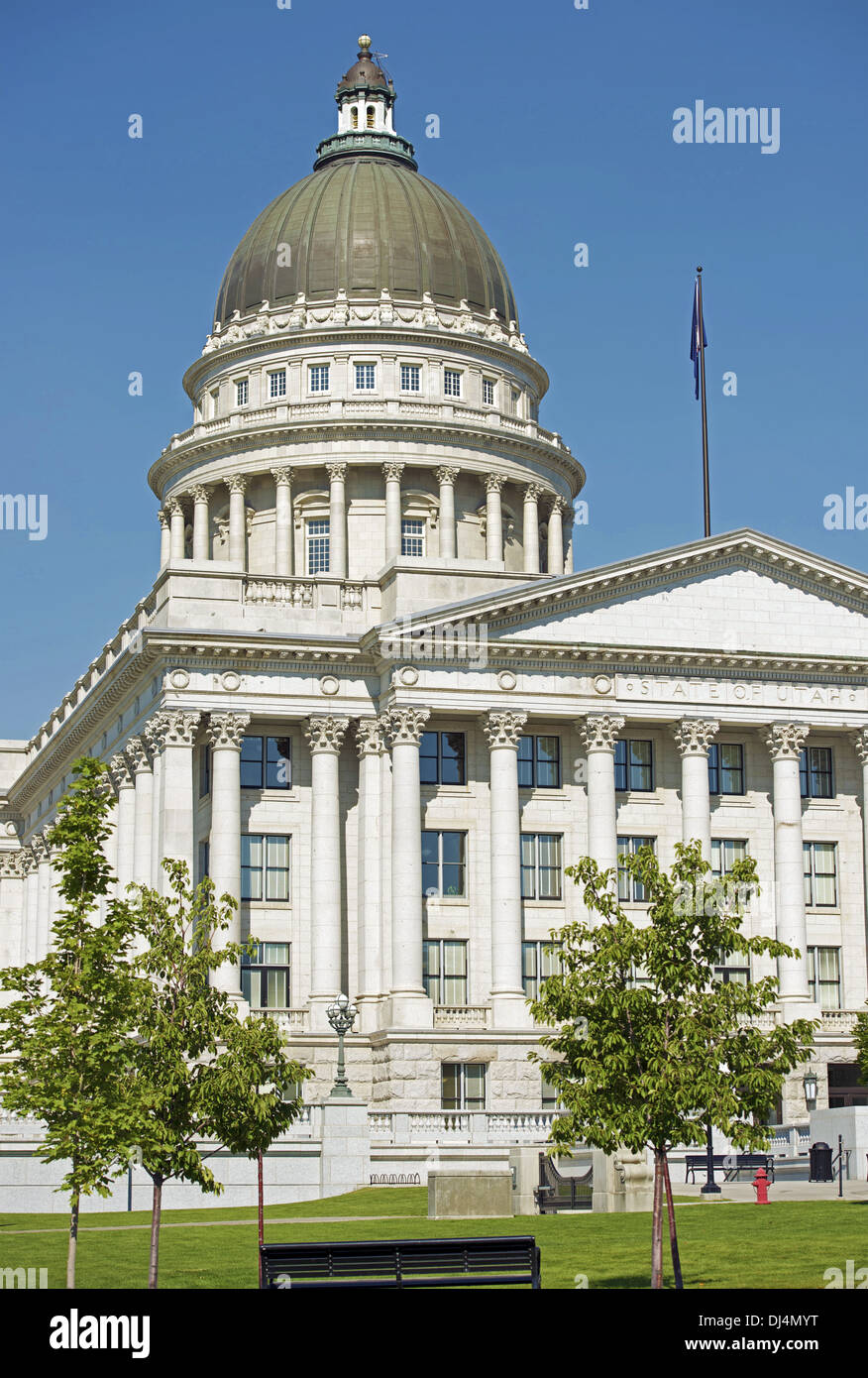 Utah Capitol Building - Salt Lake City, Utah, USA. Vertical Photo Stock ...