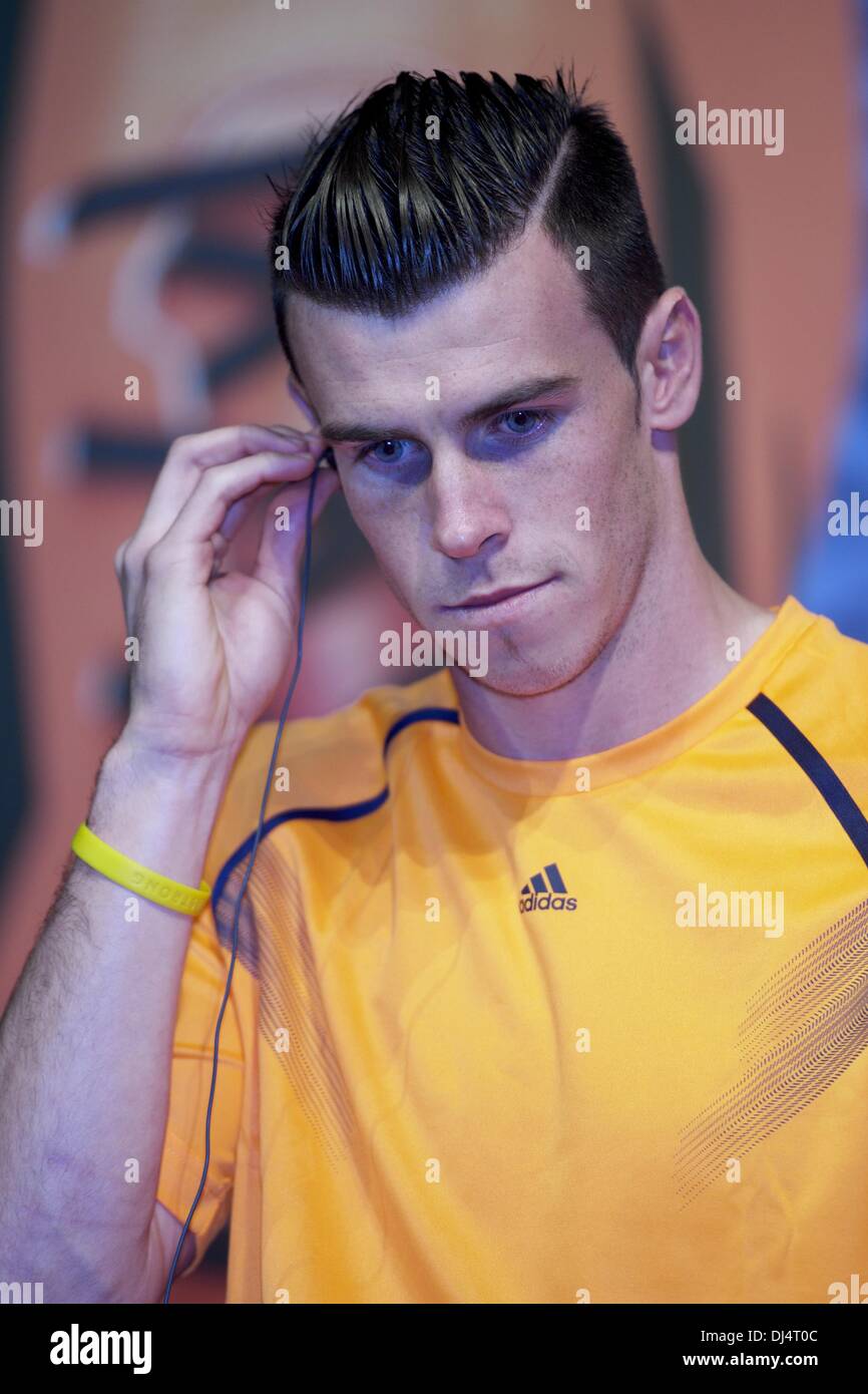 Madrid, , Spain. 21st Nov, 2013. Gareth Bale presents new collection of  footwear, Adidas Samba Pack, at