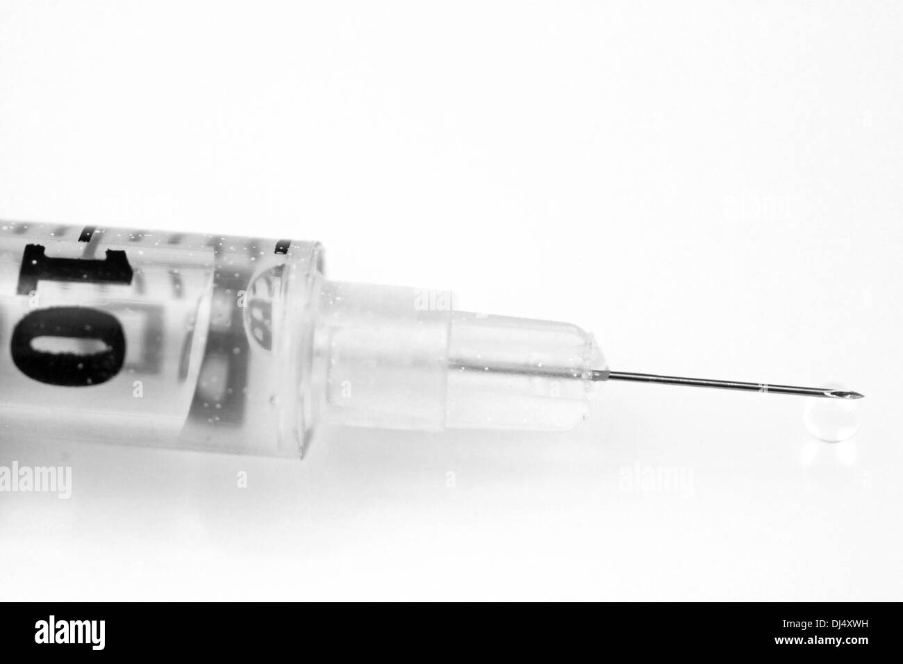 Injection Hypodermic High Resolution Stock Photography and Images Alamy