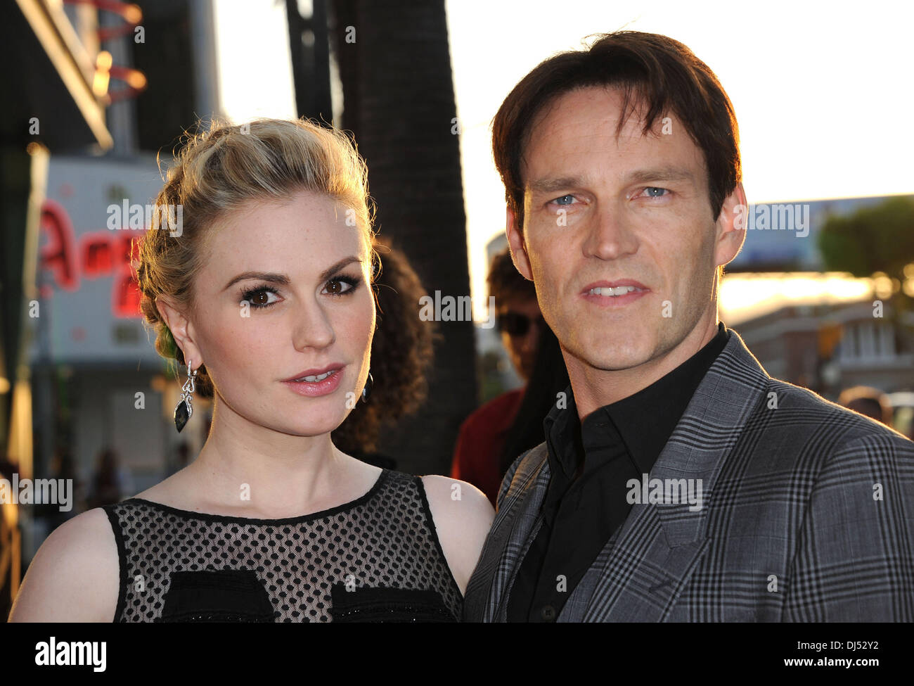 Anna Paquin And Stephen Moyer 'True Blood' Season 5 Premiere Held At ...