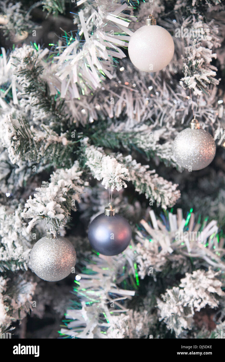 Fake snow hires stock photography and images Alamy