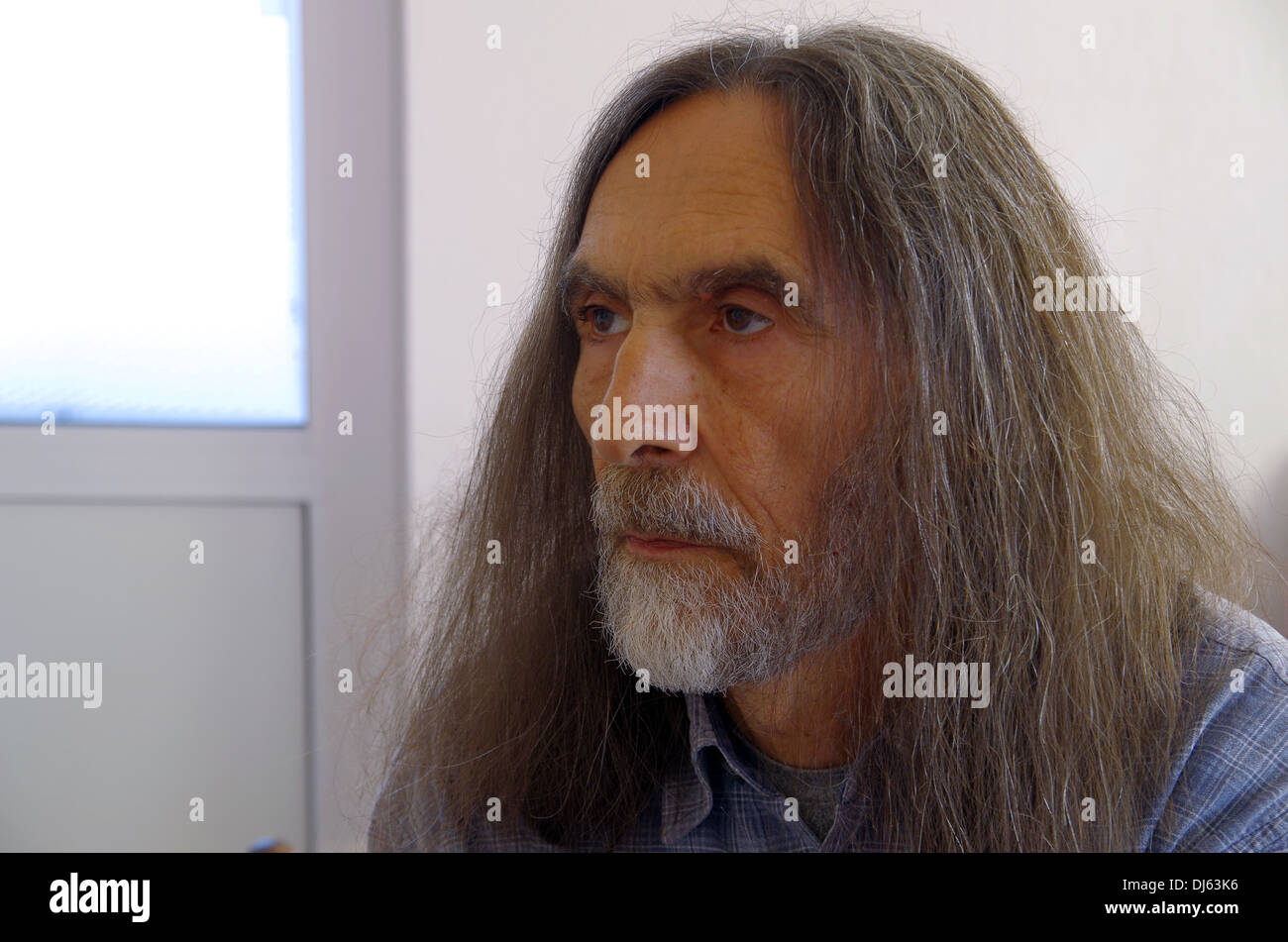 Portrait old pensioner man hi-res stock photography and images - Alamy