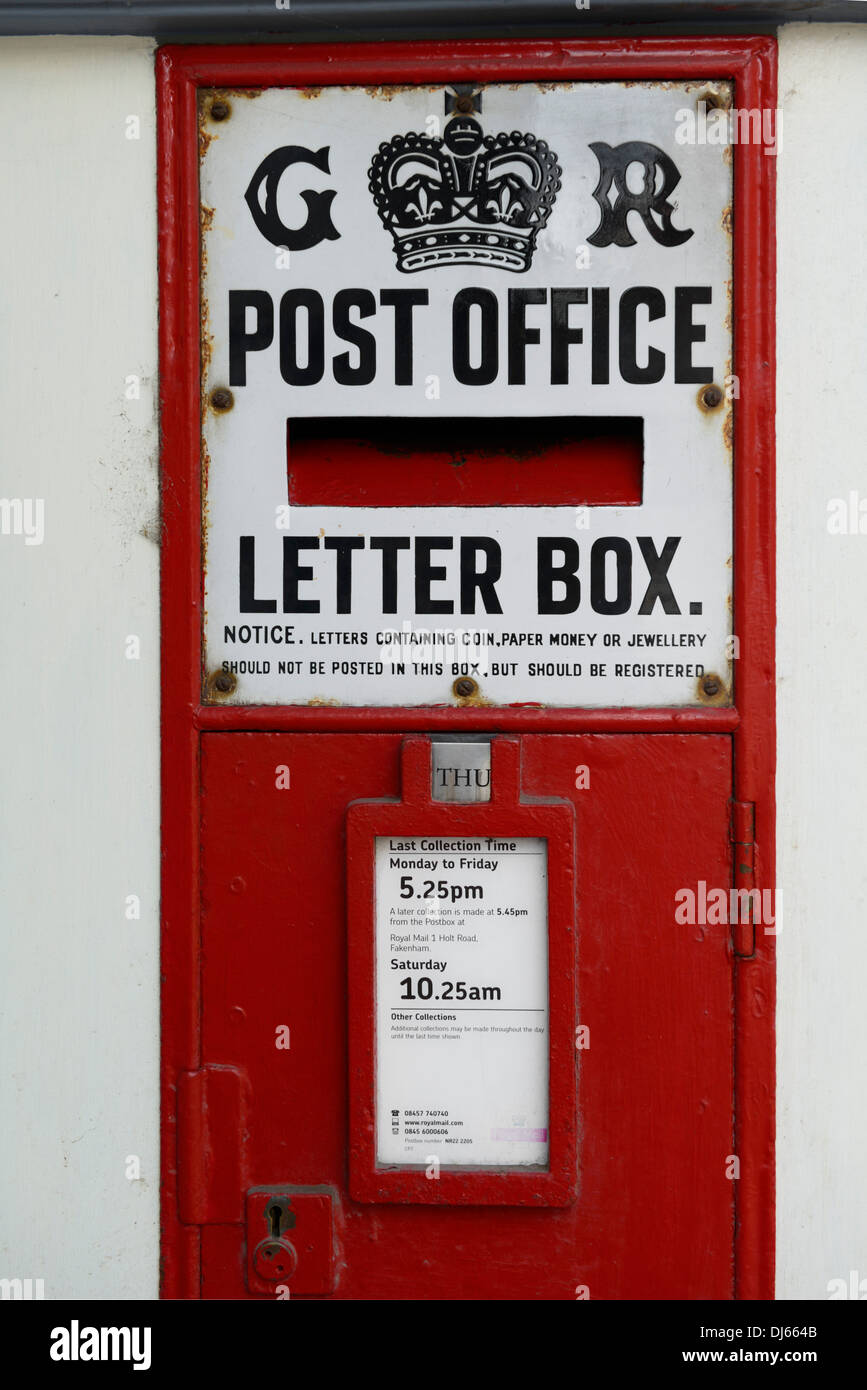 GR (King George VI) wall letter Box, High Street, Little Walsingham, Norfolk, England, United Kingdom, UK, Europe Stock Photo