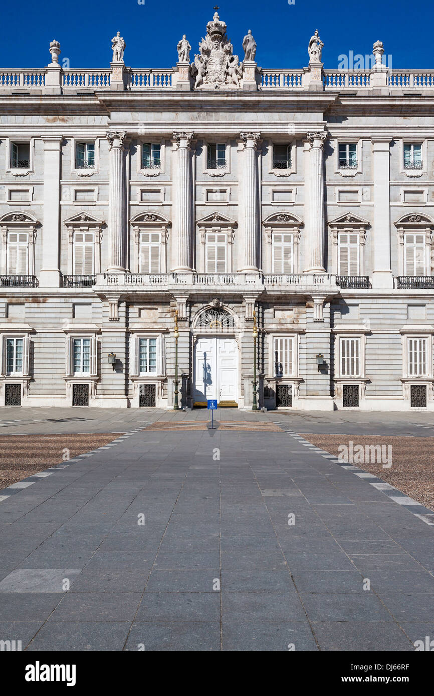 Facade of royal palace of madrid hi-res stock photography and images ...