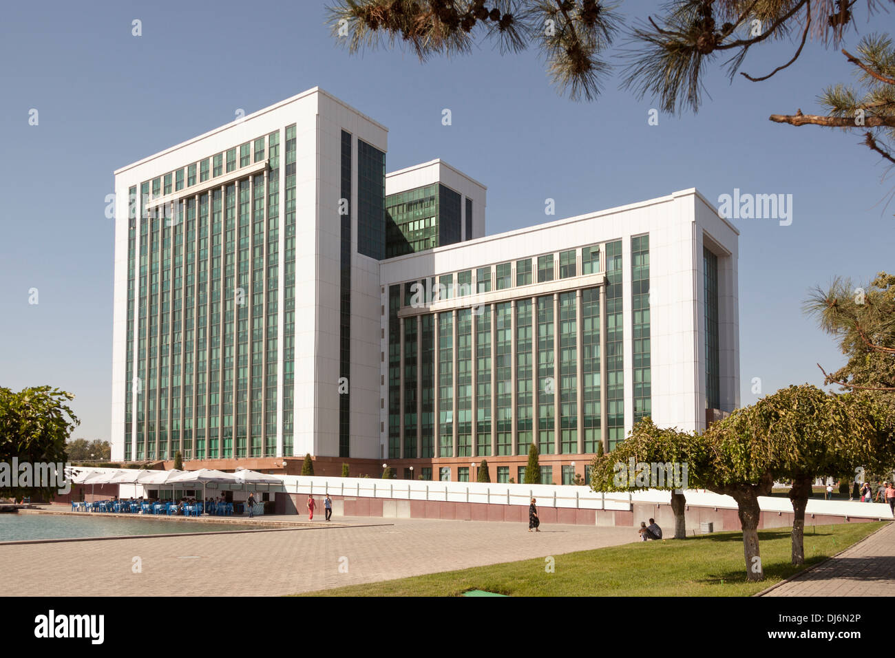 Finance Ministry, Moliya Vazirligi, Independence Square, Mustakillik Maydoni, Tashkent, Uzbekistan Stock Photo