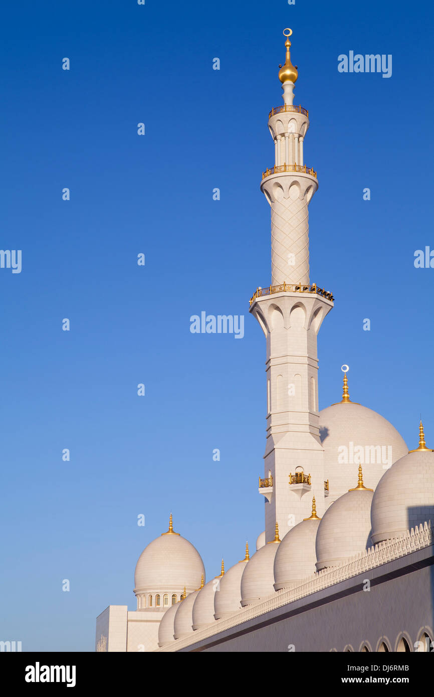 Sheikh Zayed Grand Mosque; Abu Dhabi, United Arab Emirates Stock Photo